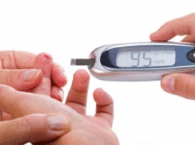 В Гяндже больные диабетом получили аппарат для измерения сахара в крови - Trend Life