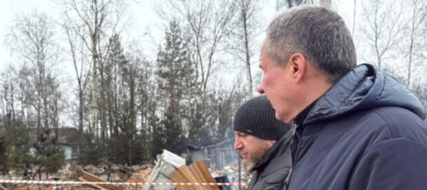 Гладков призвал жителей не носить камуфляж и выступил против военных автомобилей в приграничье