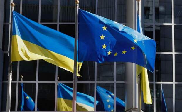 "Это может быть 15 или 20 лет...": Во Франции назвали сроки вступления Украины в Евросоюз