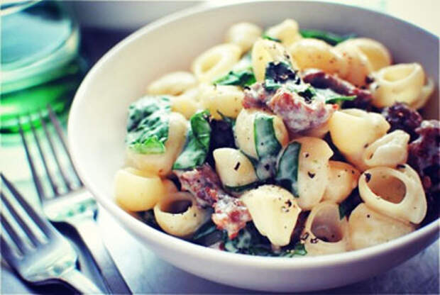 Лумакони в сливочном соусе с беконом и травами вкусный рецепт с фото пошагово и видео