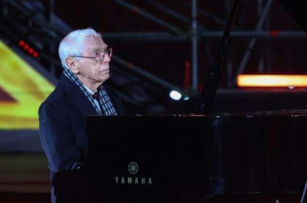 Володин поздравил композитора Зацепина со 100-летием