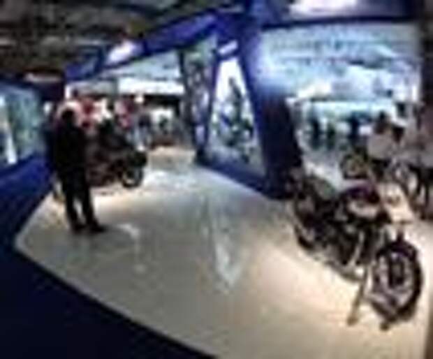 Британский Triumph представил на EICMA 2012 новую модель Daytona R 675