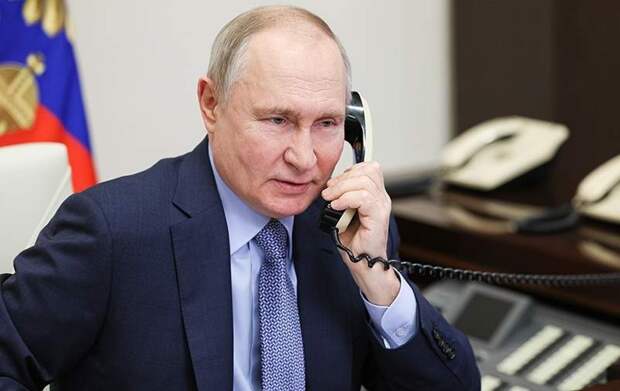 Путин провел телефонный разговор с президентом Таджикистана Рахмоном