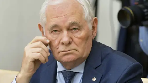 Рошаль считает пандемию «репетицией биологической войны»