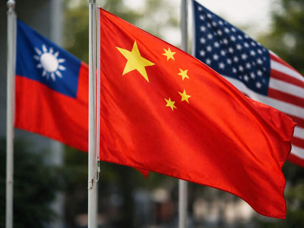 Пекин делает ставку на дипломатию: лидеру Гоминьдана предложен «мирный» путь по Тайваню