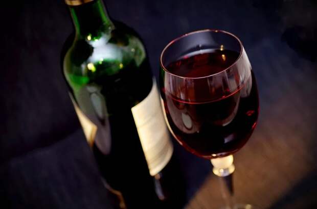 The Drinks Business: красное вино снижает выживаемость раковых клеток
