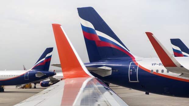 Аэропорт Грозного приостановил работу