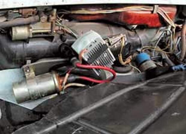 Искровая система розжига автономного отопителя срабатывает без сбоев.