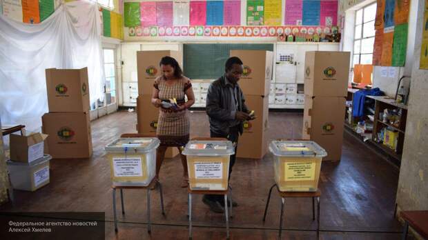 В Зимбабве состоялись первые независимые выборы
