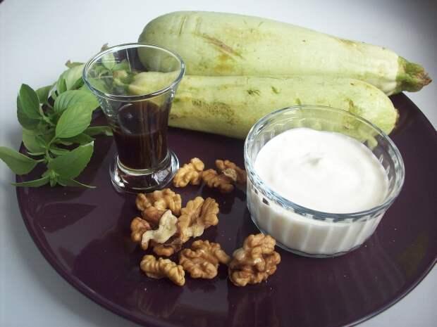 продукты для кабачков с ореховым соусом