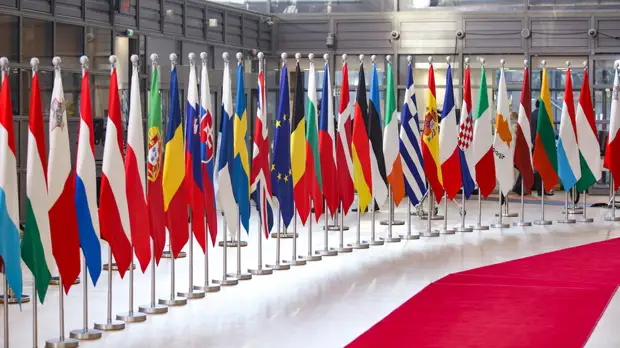 Безболезненные меры: могут ли ведущие страны ЕС считать диалог с Россией важнее планирования санкций