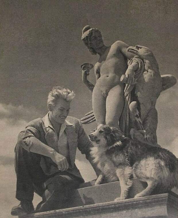 Жан Маре и пес Мулук.