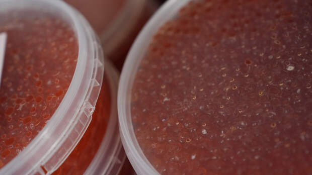 «С особой осторожностью»: сколько икры можно есть без вреда для здоровья