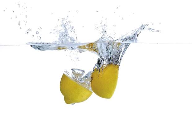 Гепатолог Вялов: Любители воды с лимоном доводят себя до рака