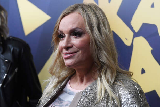 Звезда 90-х допустила исполнение хитов Пугачевой другими артистами