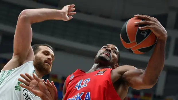 ЦСКА обыграл «Дарушшафаку» в баскетбольной Евролиге