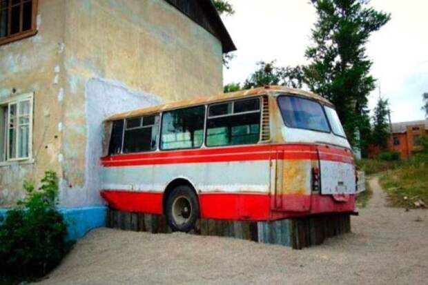 2. Автобус-спальня автобус, интересно