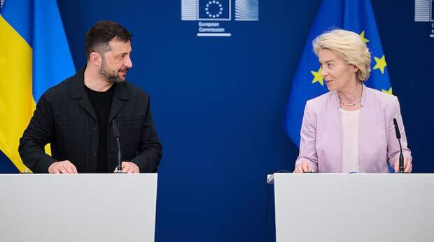 Дудчак: Зеленский мог отправить €100 млн "черного нала" для подкупа в ЕС