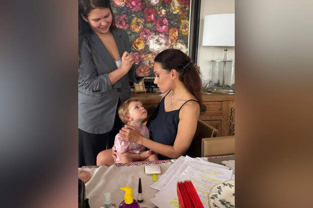 Актриса Ольга Дибцева показала свою подросшую дочь