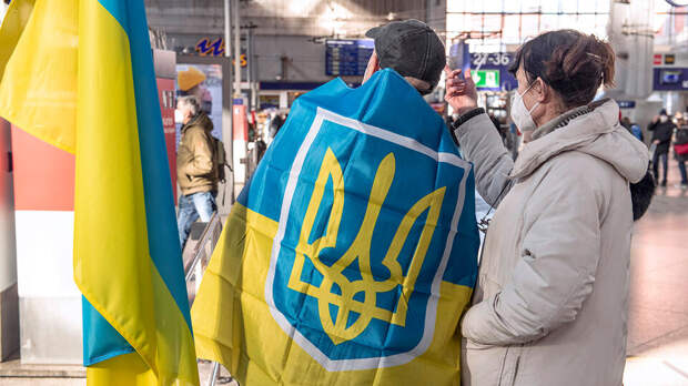 Власти Баварии предложили не платить пособия военнообязанным беженцам из Украины