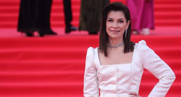 Актриса Екатерина Волкова выложила фото в купальнике на Камчатке