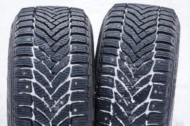 Эксперты рассказали, когда нужно менять зимнюю резину на авто