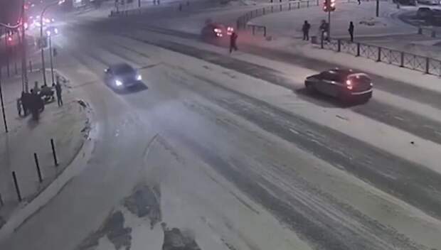 Сбил насмерть пешехода - получил 2 года колонии-поселения. Решение суда по делу о ДТП в Вологде