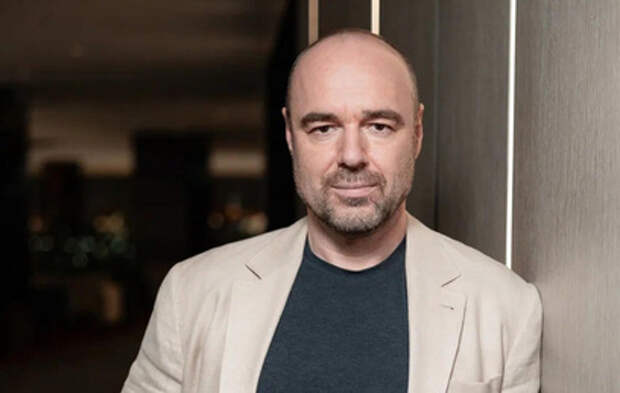 Любовница показала провокационные фото из особняка Товстика: «Полин, тебе Рома тоже так разрешает?»