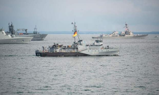 Балтика в тисках: как милитаризация питает конфликт и кто на этом зарабатывает