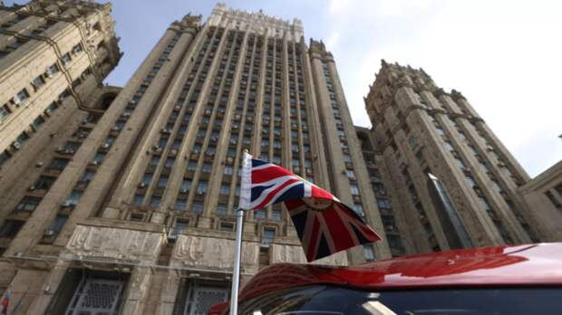 Сотрудника посольства Британии в России уличили в шпионаже