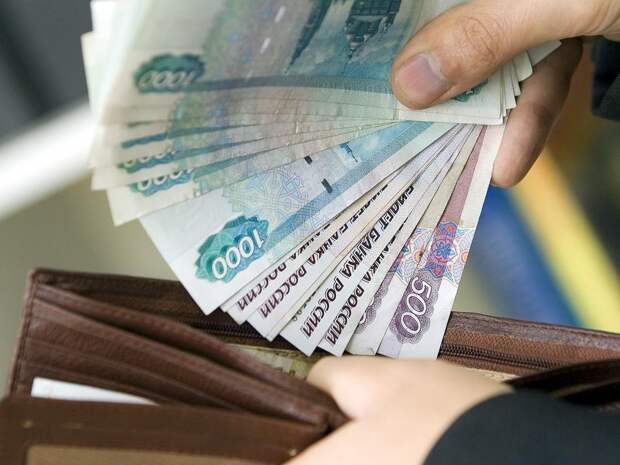 Россияне ждут увеличения зарплаты в 2023 году