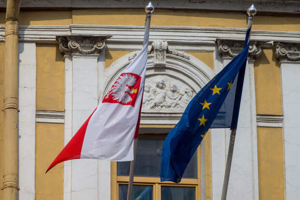 В Петербурге 10 января закроется Генконсульство Польши