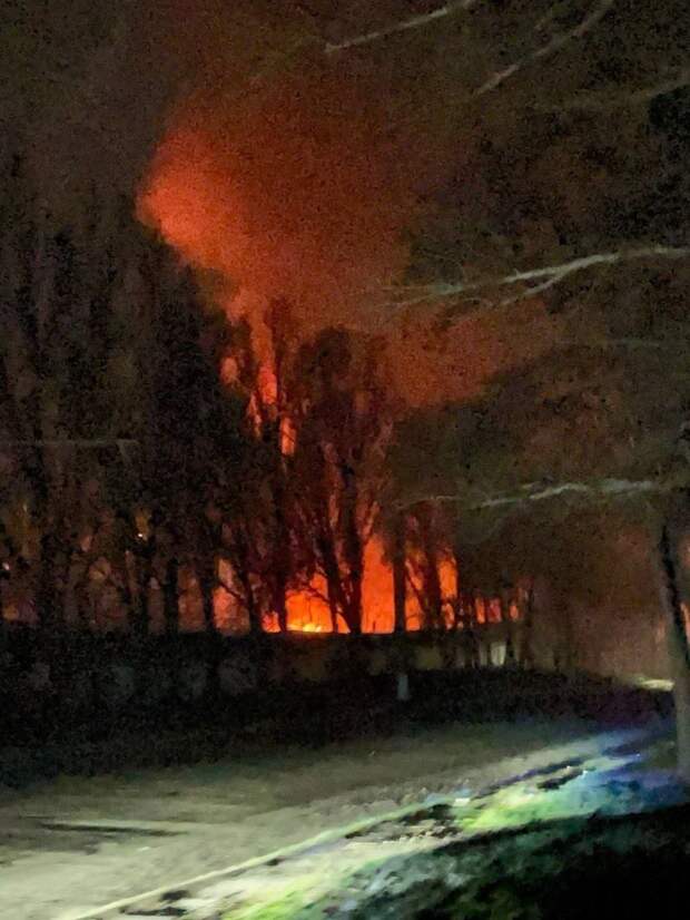 ‼️🇺🇦🔥После атаки в Днепропетровске и Кривом Роге блэкаут и масштабные пожары на