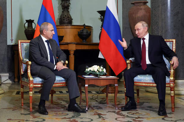 Пашинян раскрыл детали разговора с Путиным