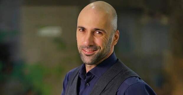 Измены и тайный сын: 44-летний Евгений Папунаишвили о двух браках и «счастье, которое любит тишину»