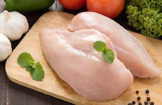 Скажи микроволновке «нет»: 10 продуктов, которые не стоит разогревать в СВЧ
