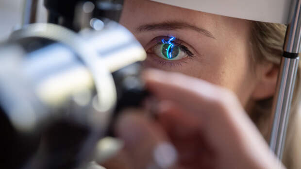 Нужно всего три минуты: ученые назвали простой способ улучшить зрение