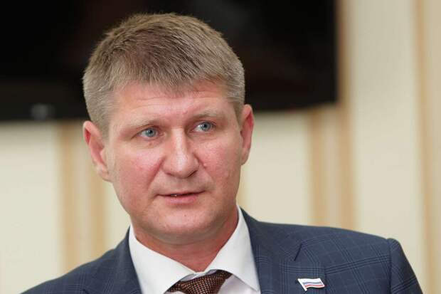 Депутат Шеремет: новому правительству предстоит перезагрузка России