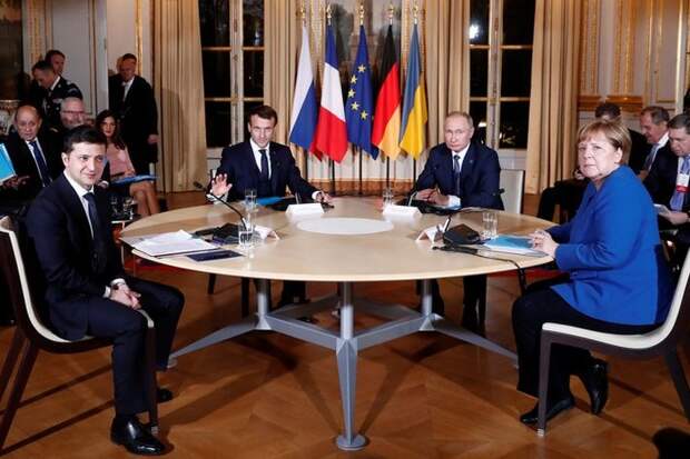 Встреча в нормандском формате в Париже прервана ради встречи Путина и Зеленского