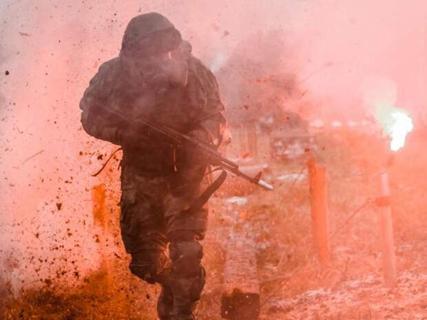 RusVesna информирует о продолжающихся боях на участке Сватово-Кременная в зоне СВО в ЛНР