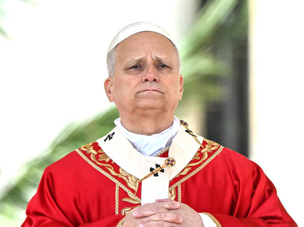 Папа римский отверг притязания главы Пентагона на священную войну