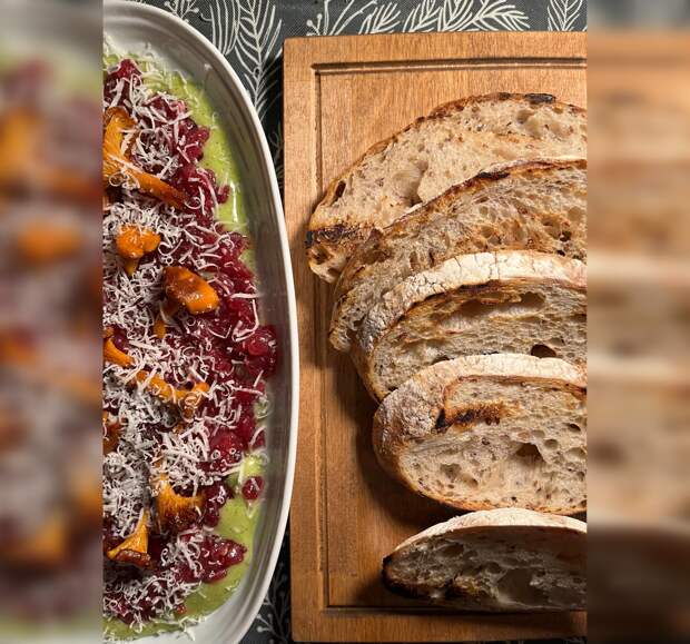 Повар Арзамасцев назвал необычные сочетания продуктов, которые могут использовать хозяйки на праздничном столе