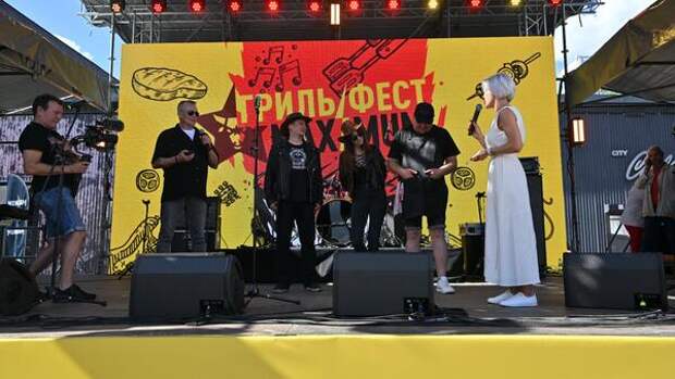 Музыка и мясо на углях: радио MAXIMUM собрало тысячи людей на фестивале Гриль Фест