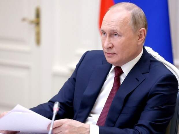 Путин прокомментировал желание лидеров G7 раздеться для фотосессии