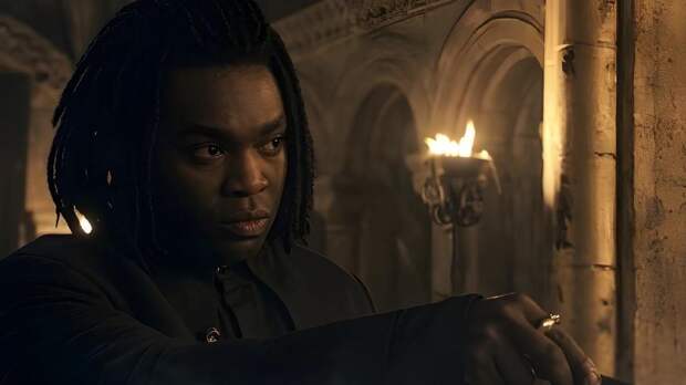 «Засуньте свою повесточку…»: как и почему соцсети ополчились против темнокожего Северуса Снейпа в новом «Гарри Поттере»