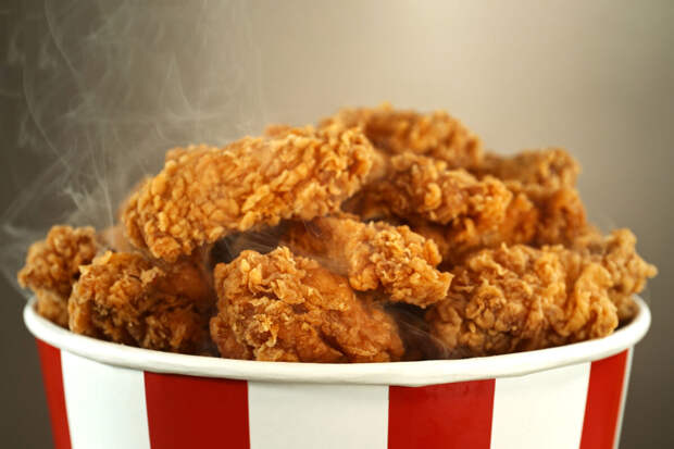 В Роскачестве назвали санитарные условия главным риском в заведениях фастфуда