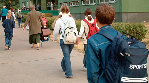 Минтруд объявил размер нового пособия на детей от 8 до 16 лет