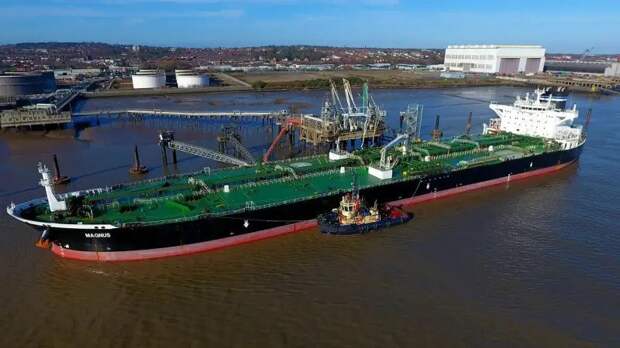 США взяли на абордаж танкер «теневого флота» КНР