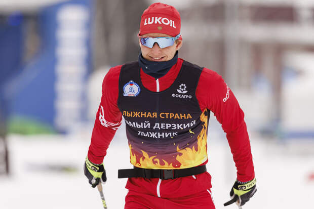 Лыжник Легков: пожелаю Коростелеву и Непряевой взять медальку на Играх