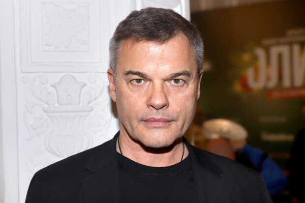 63 года, 4 жены: Почему рухнул 24-летний брак Дятлова?